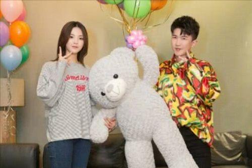 娱乐吃瓜背景图高清,高清背景图下的吃瓜盛宴